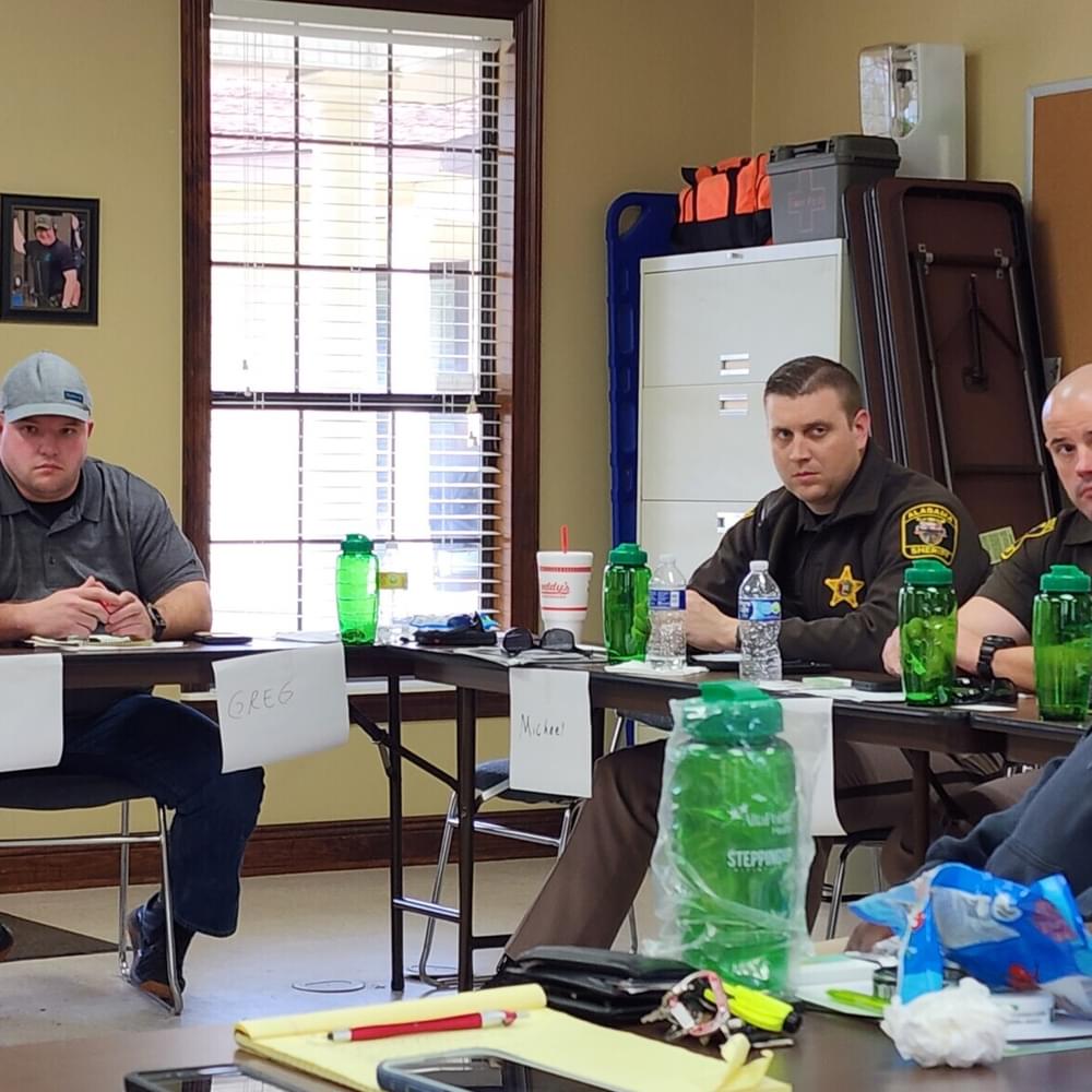 Baldwin County Sheriff's Office deputy with Mobile Police officer Alabama News