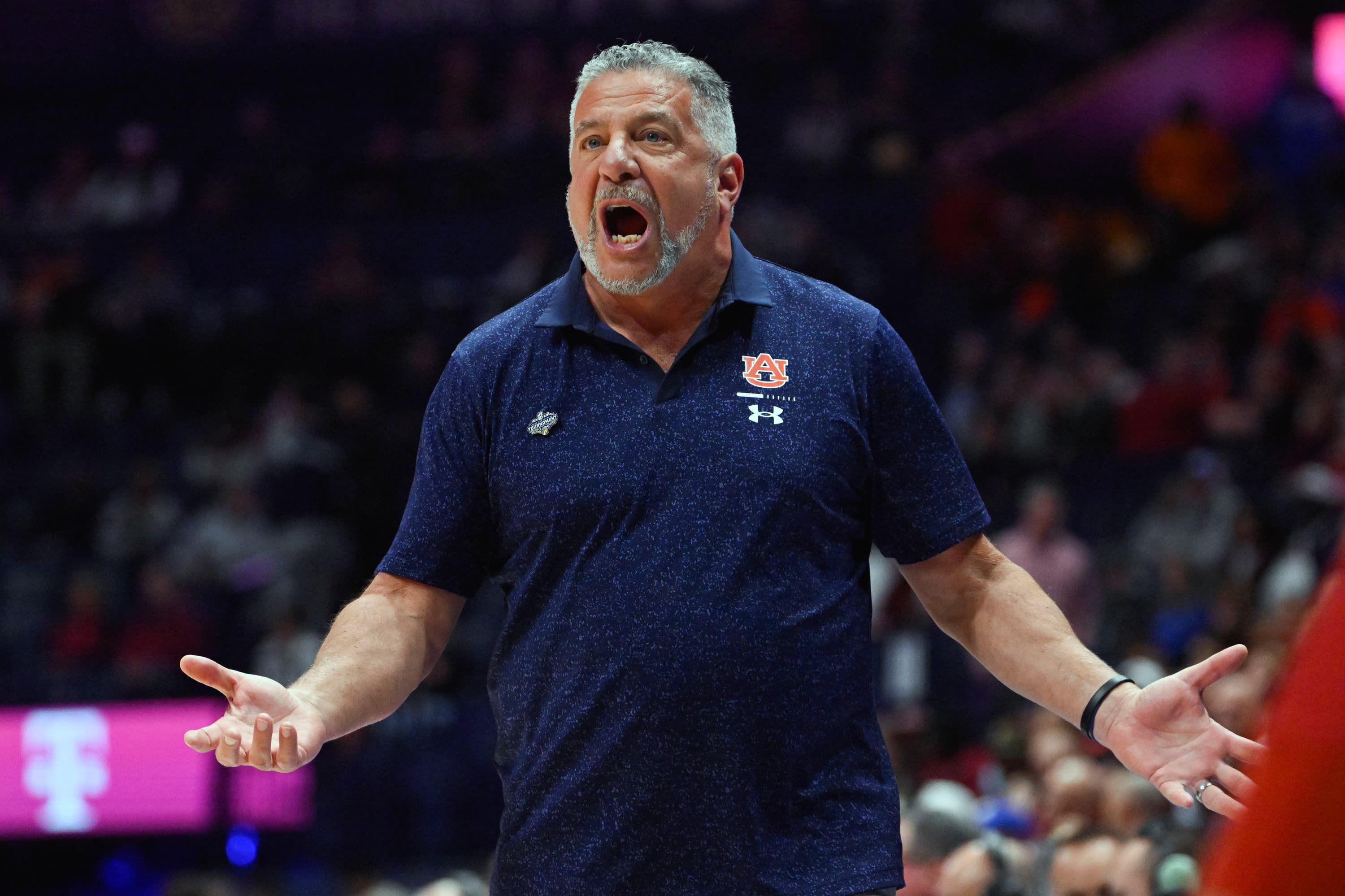 Bruce Pearl challenges Bernie Sanders to debate on Israel — 'I'm sick Bruce Pearl challenges Bernie Sanders to debate on Israel — 'I'm sick