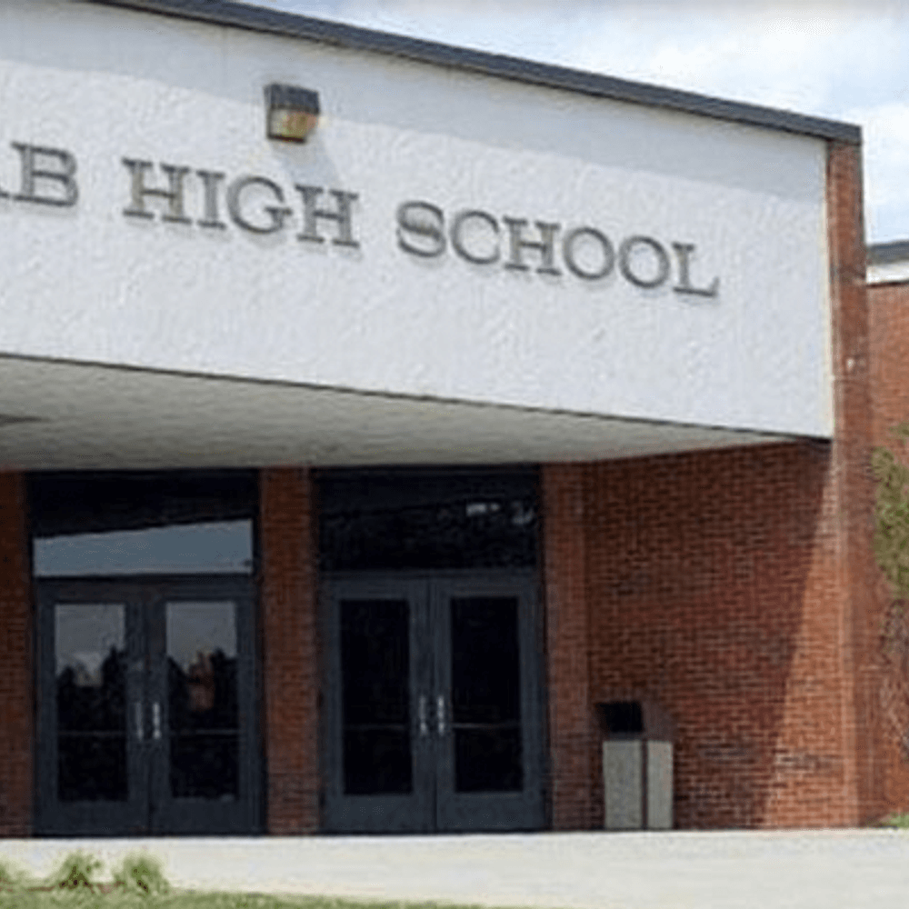 Photo from Arab High School website