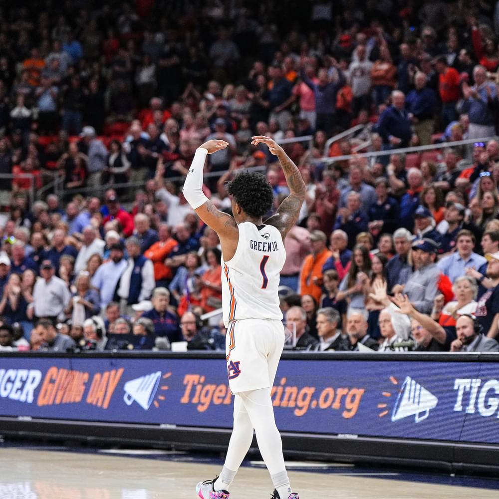 Wendell Green Jr. (1) during the game between the Tennessee Volunteers and the Auburn Tigers at Neville Arena in Auburn, AL on Saturday, Mar 4, 2023. Zach Bland/Auburn Tigers Alabama News