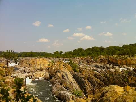 Great Falls National Park.  Photo by Kenneth England.