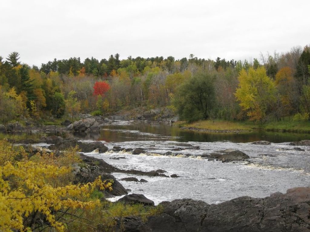 Fall colors at Jay Cooke State Park, Carlton, Minnesota. Photo by Prairie Bly.