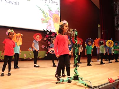 EYFS March into spring production39