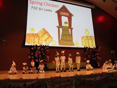 EYFS March into spring production55