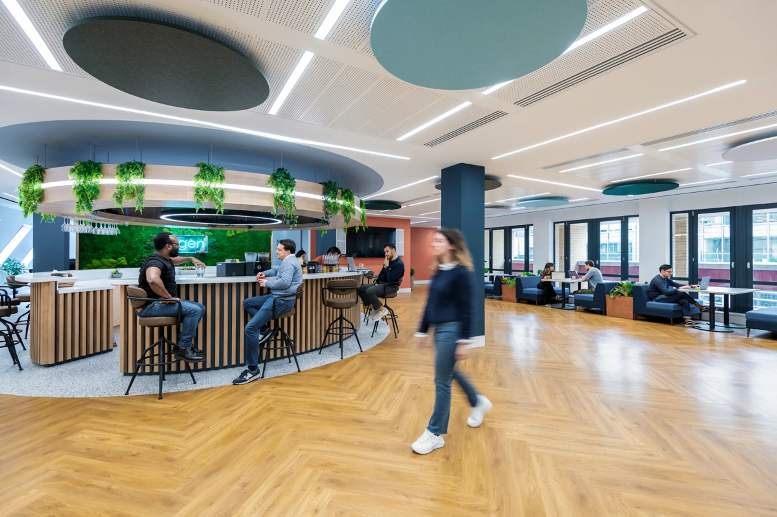 Area Eigen Tech 2 Office Curator SMALL 12