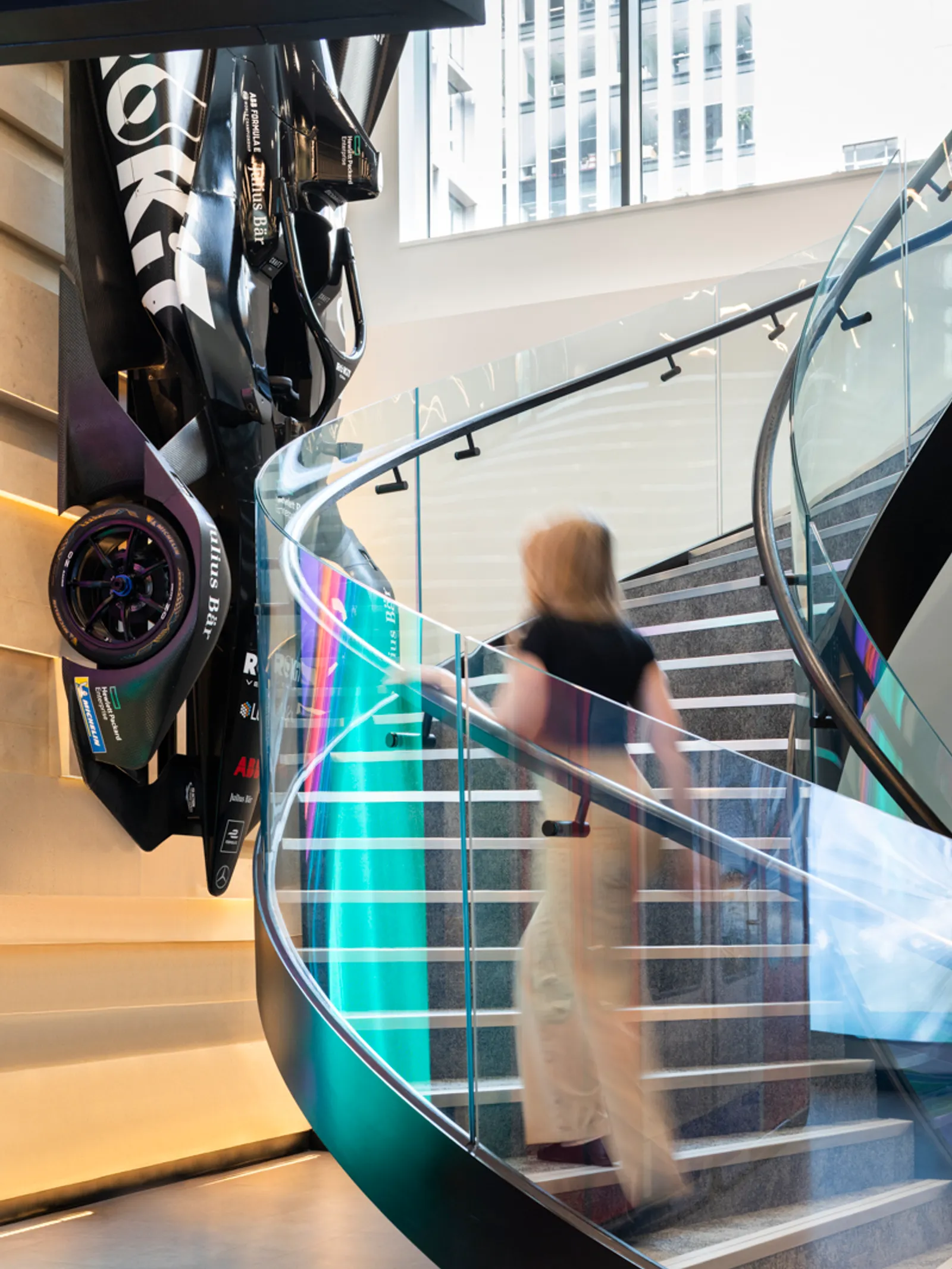 Area HPE Office Curator SMALL 37