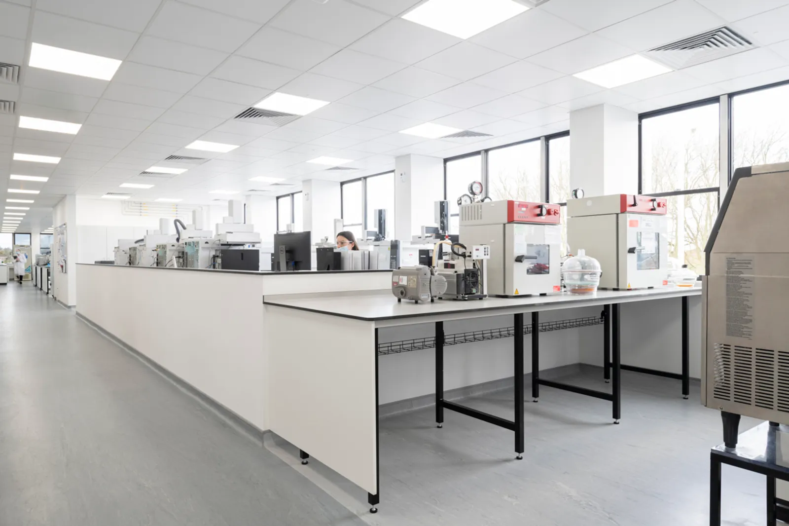 Area Laboratories - Thermo Fisher Scientific