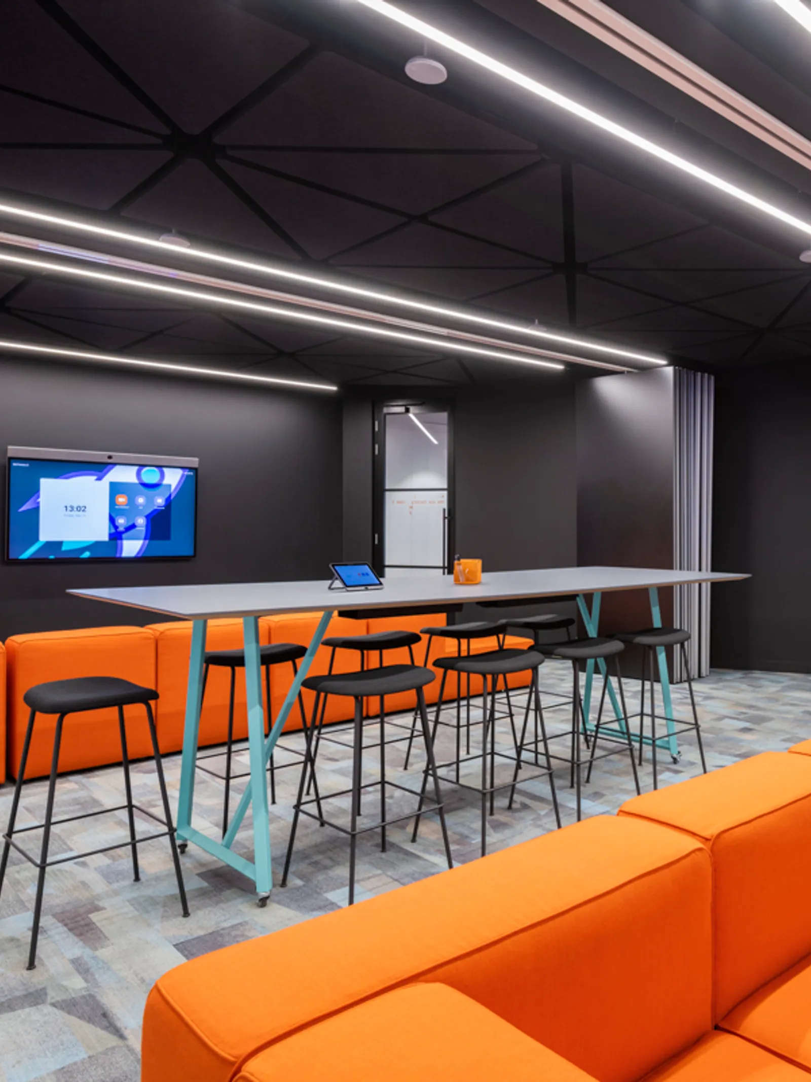 Area i Tech Media 2nd Edit Office Curator SMALL 20