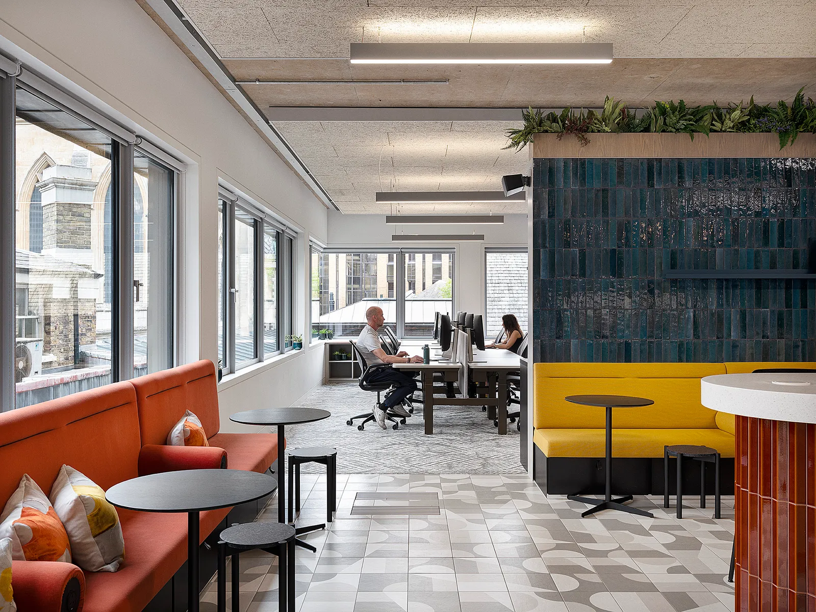 Fourfront Group London Bridge Henry Woide 0323