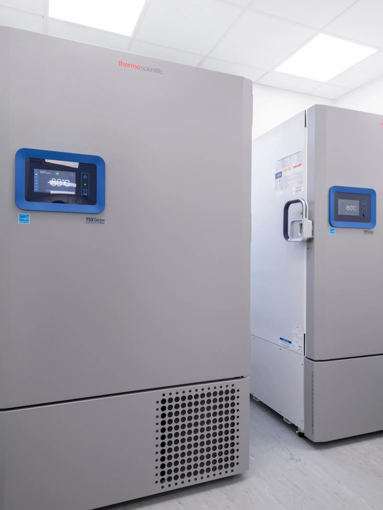 Area Patheon Re edited Photos Office Curator Small 7