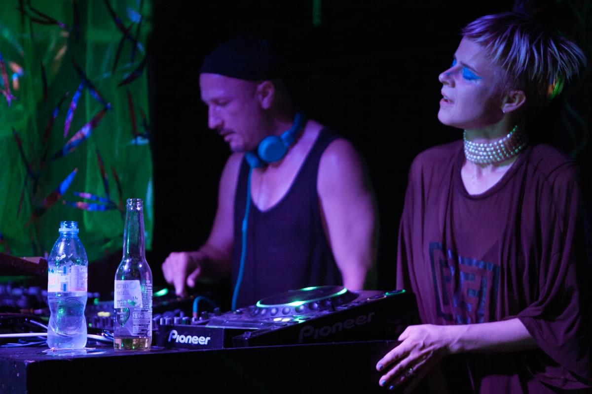 Zhala live 5847