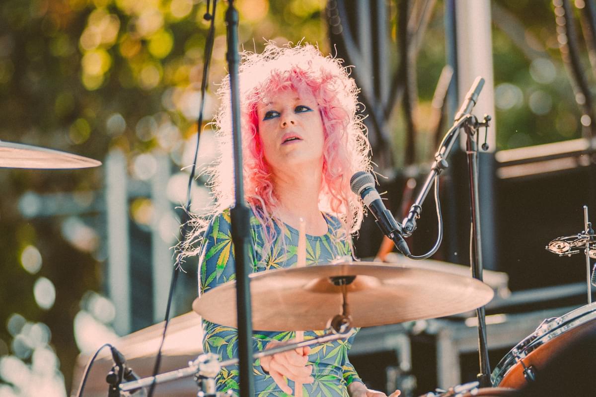 03 Deap Vally 08