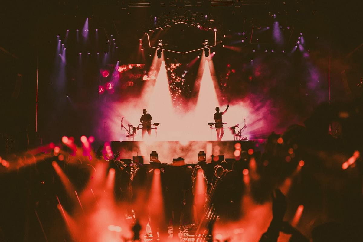 09 ODESZA 23