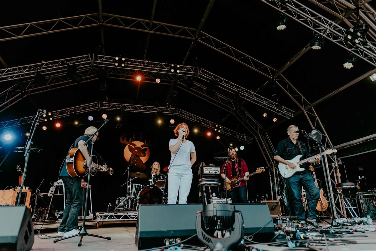 Jessie Buckley 6