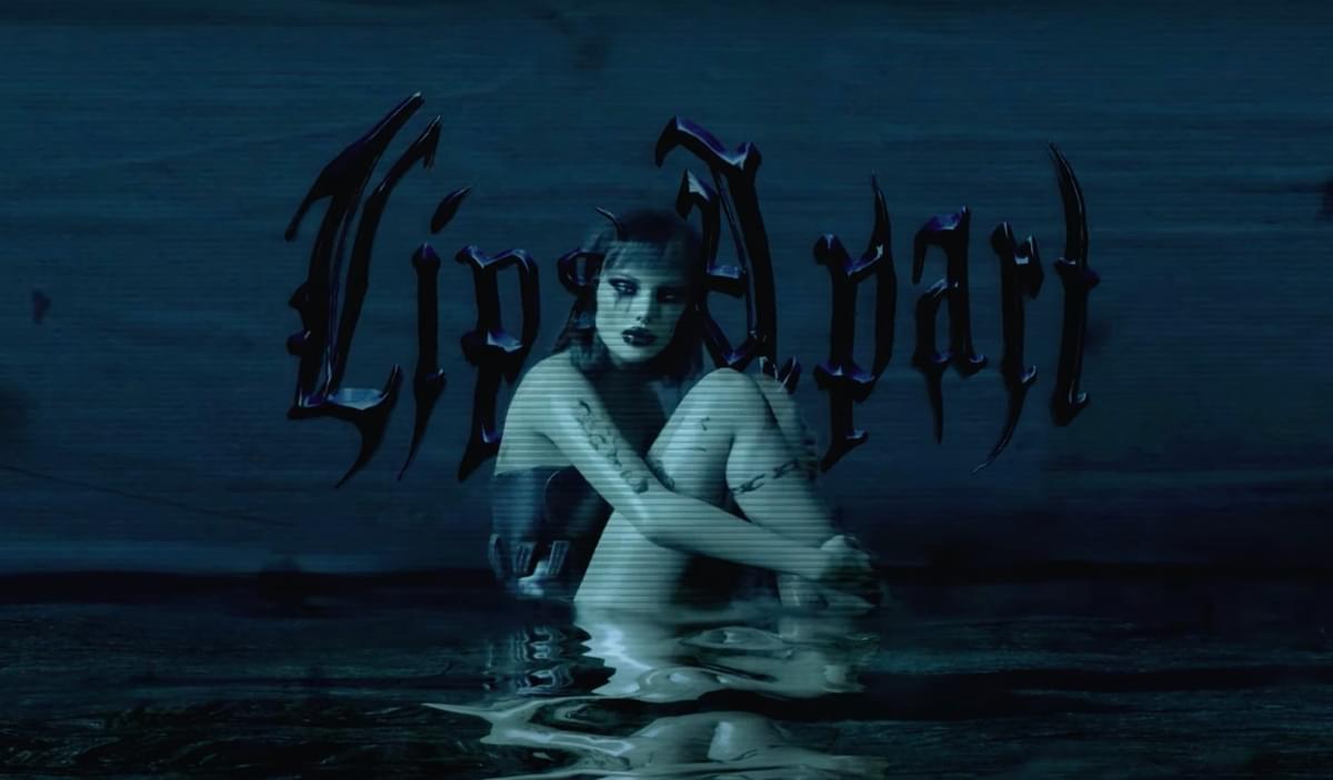 Alice Glass LIPS APART visualiser