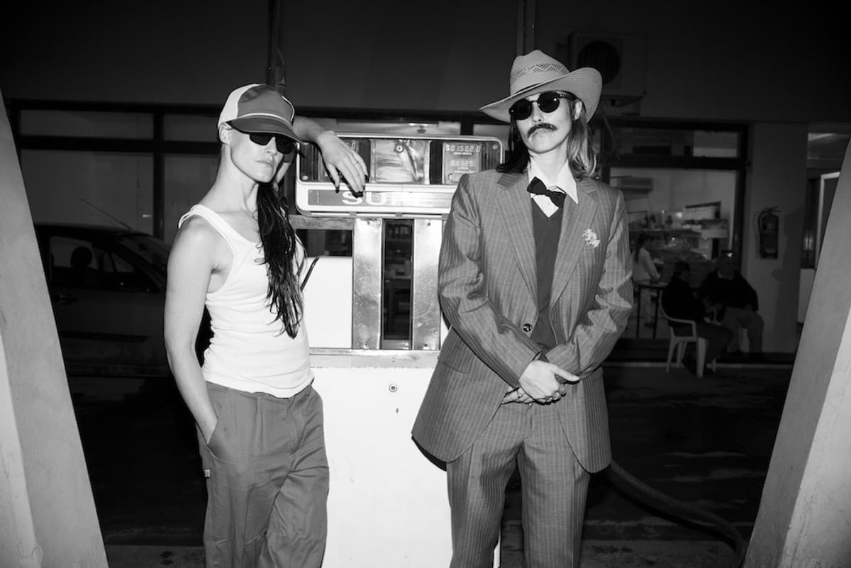 COCOROSIE PATRICIO COLOMBO 23