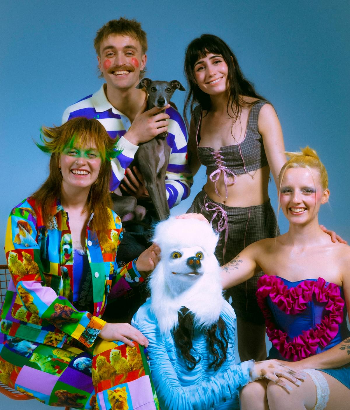 Meet new supergroup FIZZ: Orla Gartland, dodie, Greta Isaac, and Martin ...