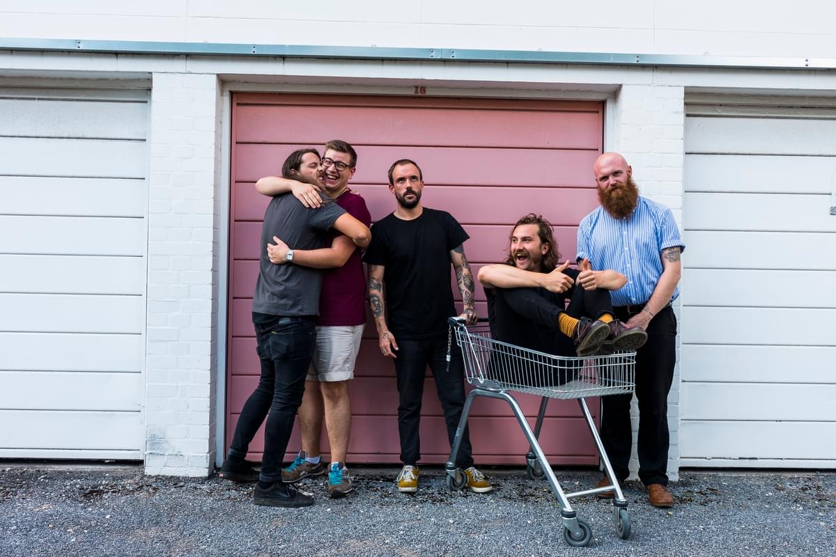 IDLE Sgarage2