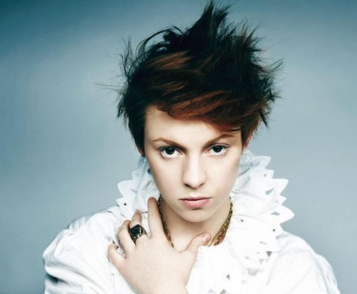 La Roux teases song from new album | The Line of Best Fit