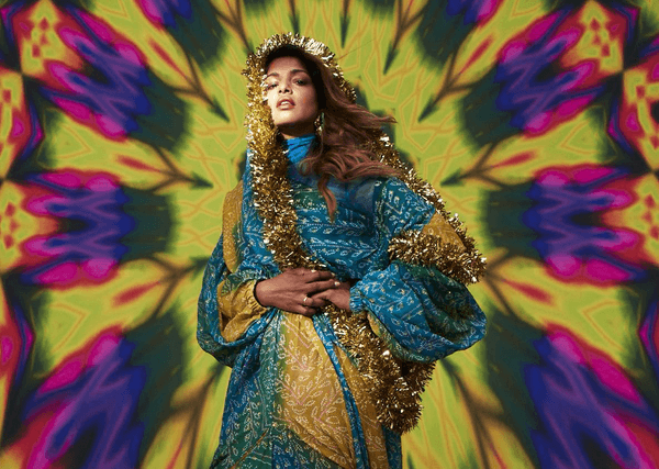 M.I.A tie dye backdrop for "Beep" single