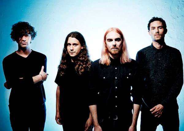 Pulles Apart By Horses0916 Gullick Q8 A9973 WEB