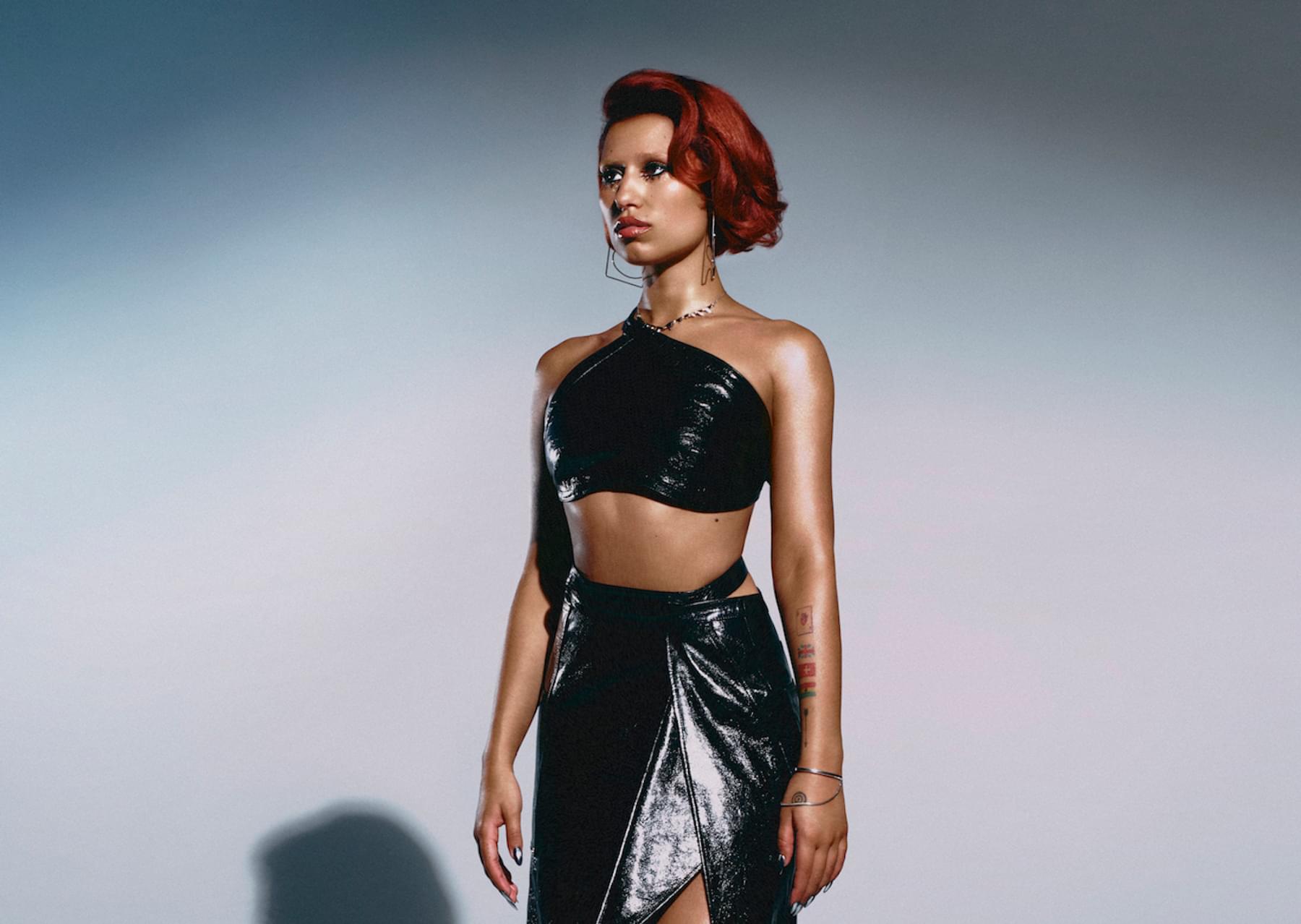 Raye F RAYE unveils new single