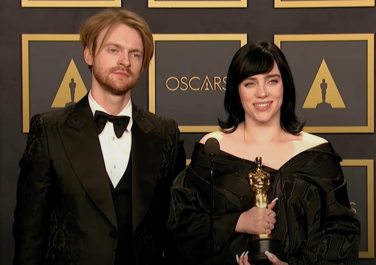 Billie Eilish and Finneas win first Oscar for "No Time To Die" | The
