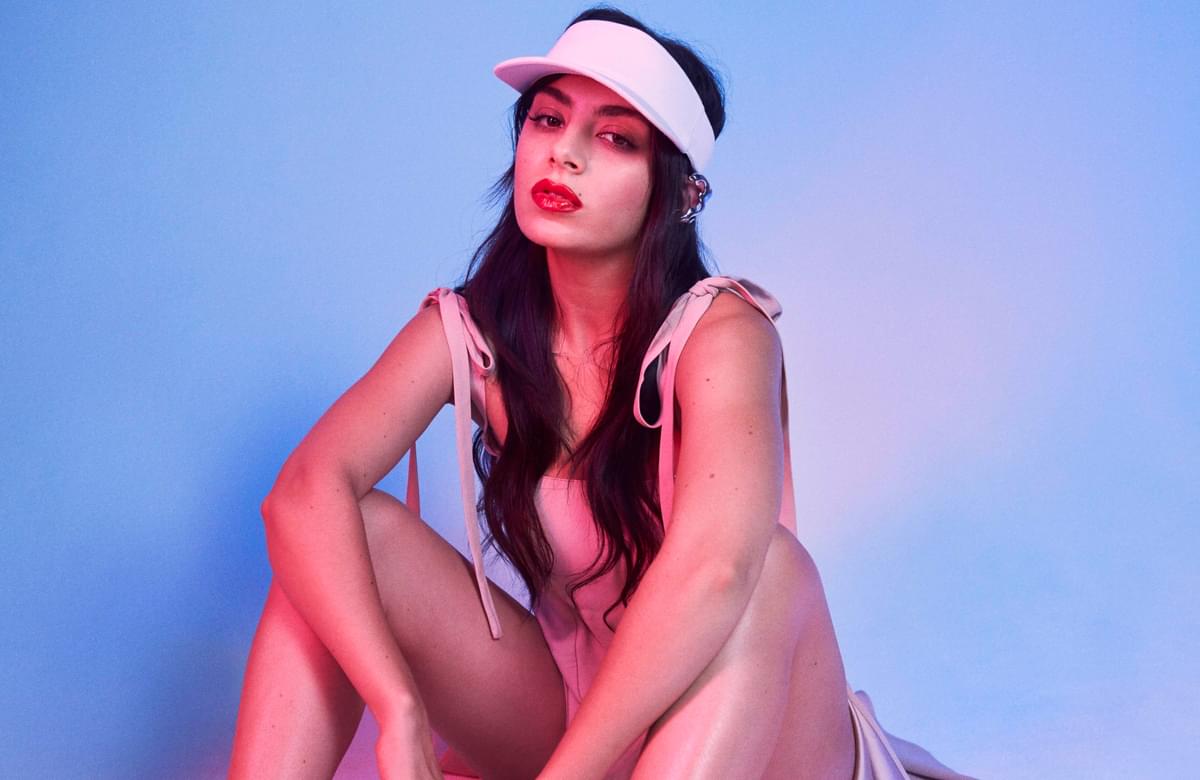 Charli xcx oct crop