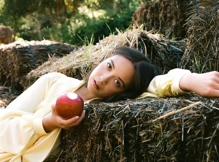 Laufey reverent jarv Laufey shares new single "Everything I Know About Love" | The Line of