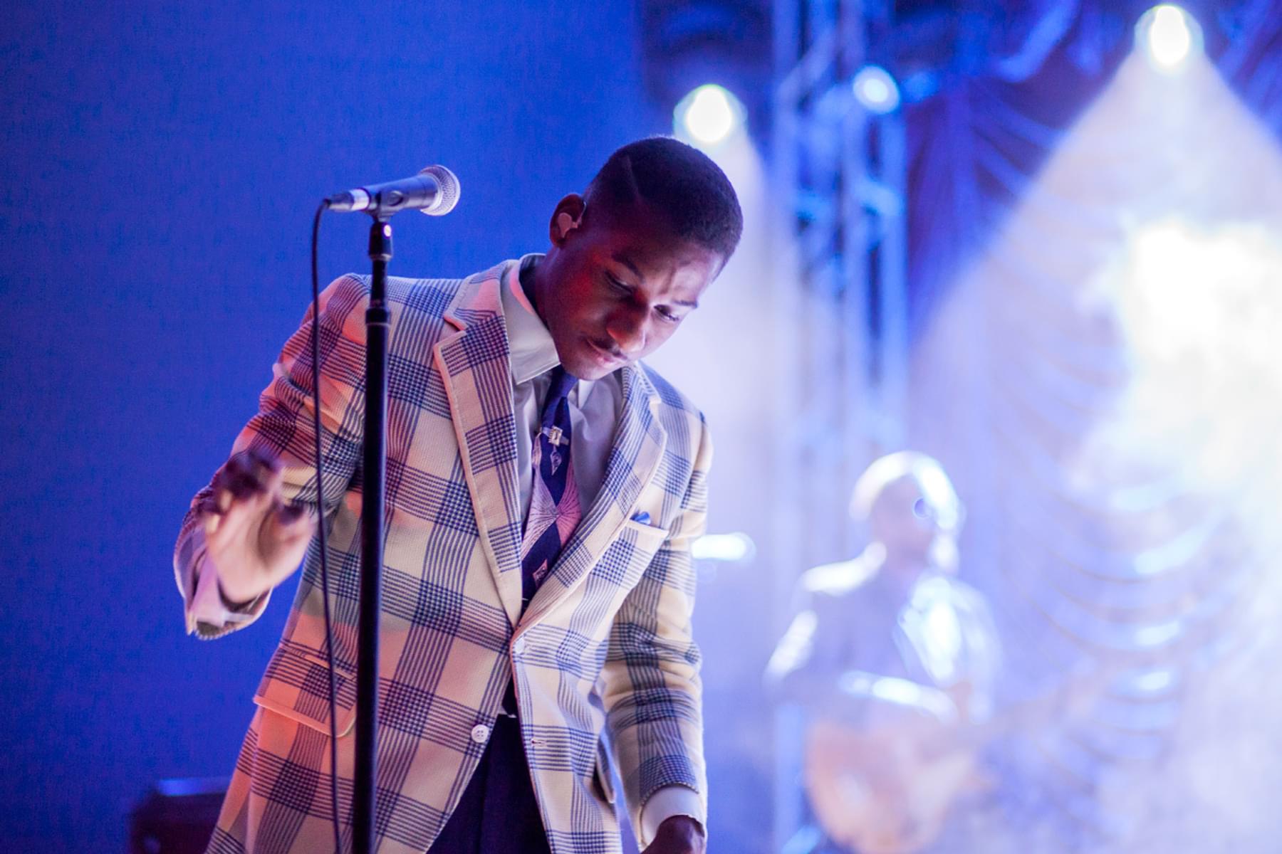 Leon Bridges Setlist 2025 Cesya Mignonne