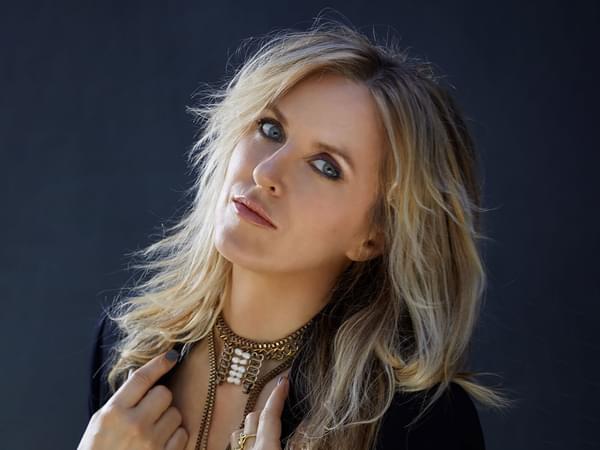 Liz phair lead