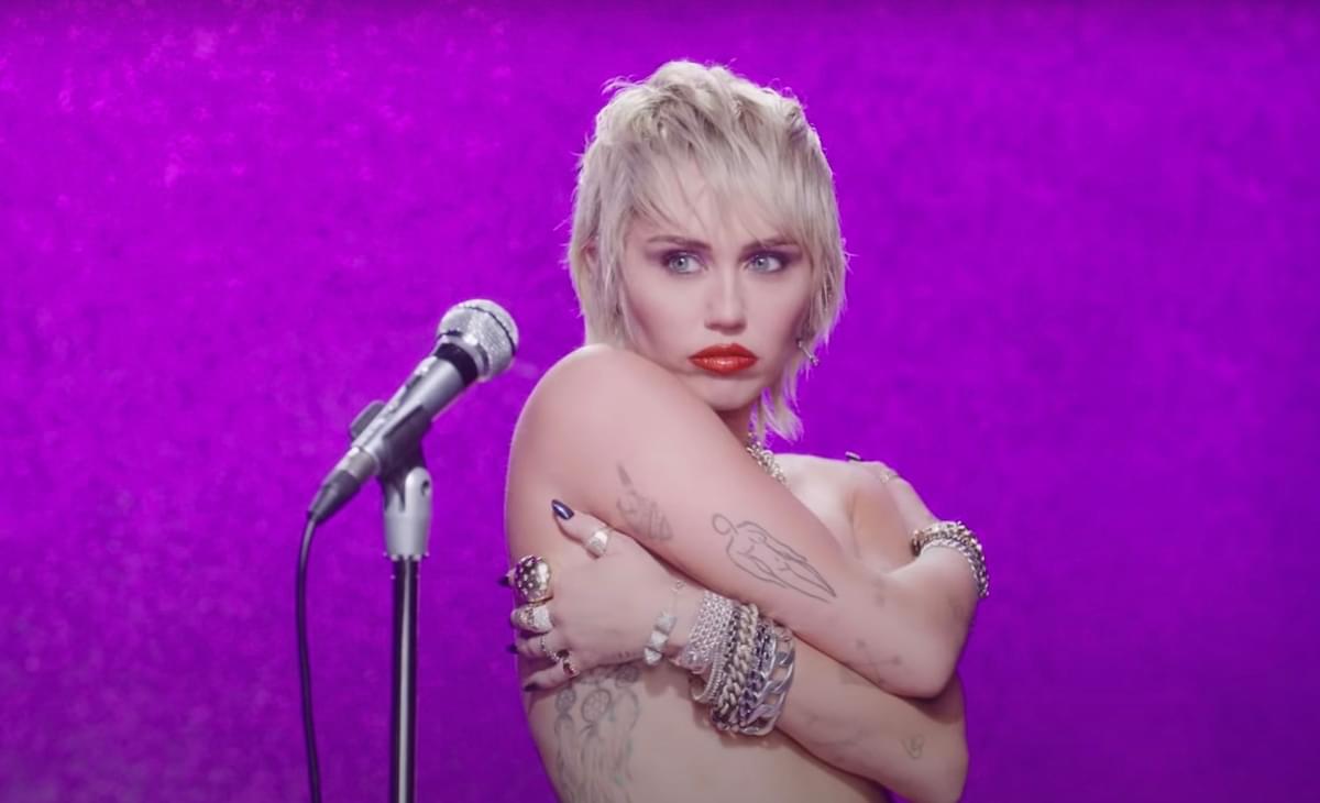 Miley cyrus midnight sky video 2