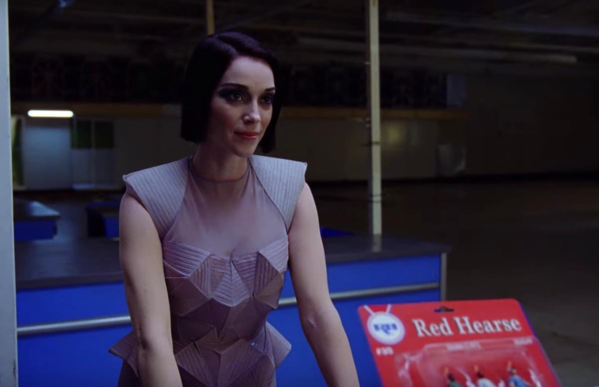 Red hearse half love video