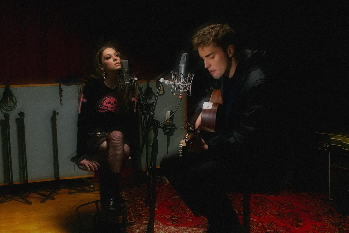 Sam fender holly humberstone seventeen going under acoustic press