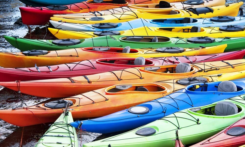 What color kayak should you buy?
