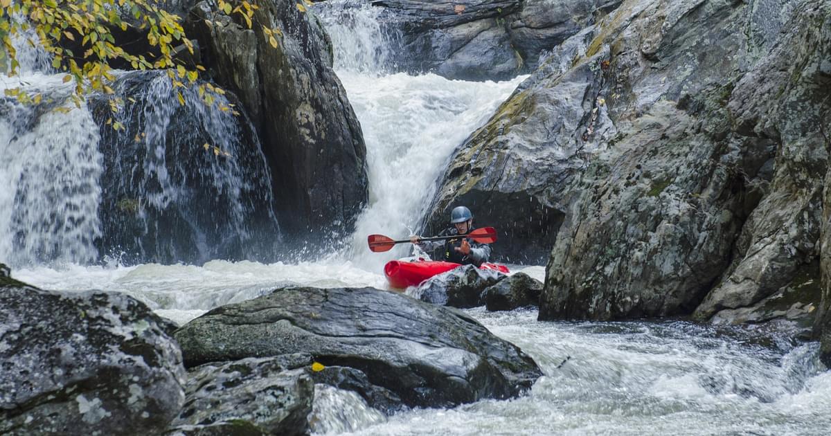 Classification of Rapids, Water Levels, and Canoeists | Paddling.com