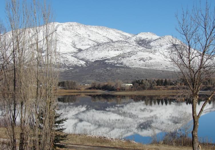 Paddling at Pineview Reservoir