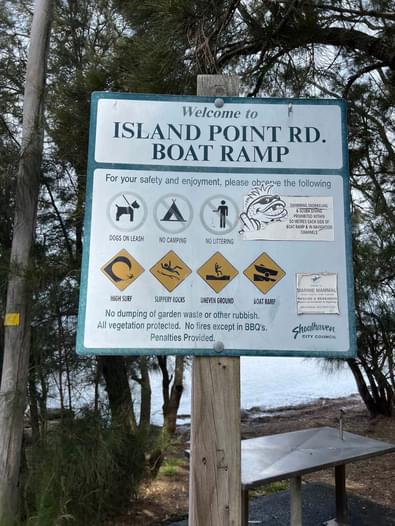Signal Point Boat Ramp Island Point Boat Ramp - St George’s Basin | Paddling.com