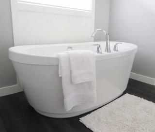Come montare vasca da bagno: guida