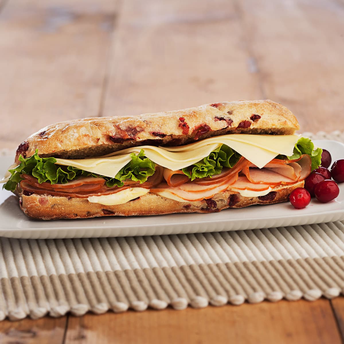 sliced cranberry baguettine sandwich