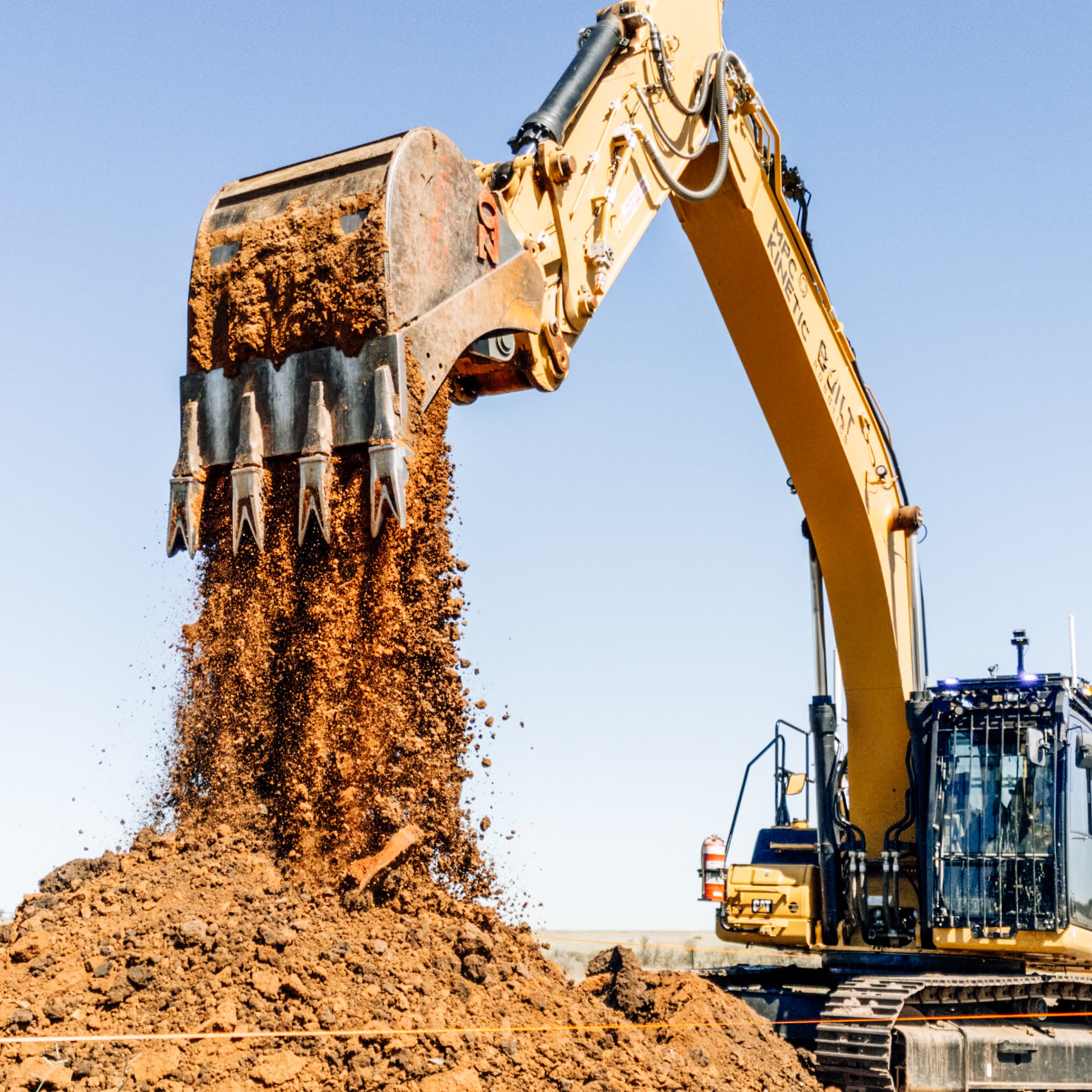 Working excavator uptime