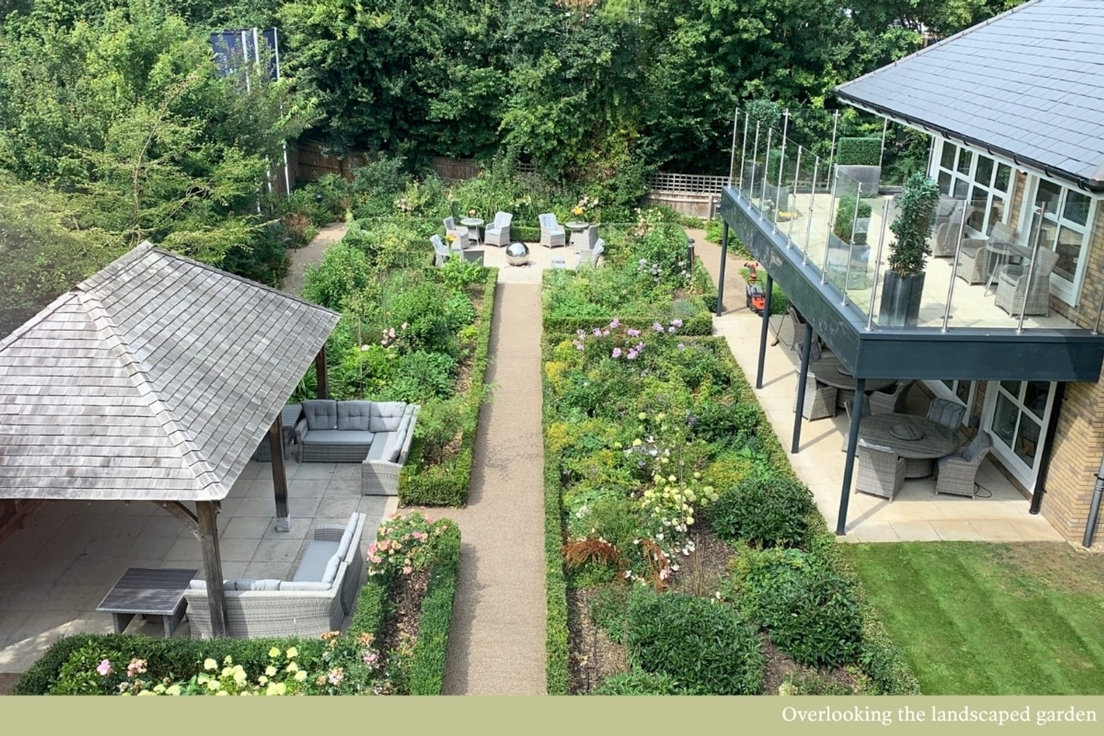 Garden at Benson House Care Home in Wallingford Oxfordshire