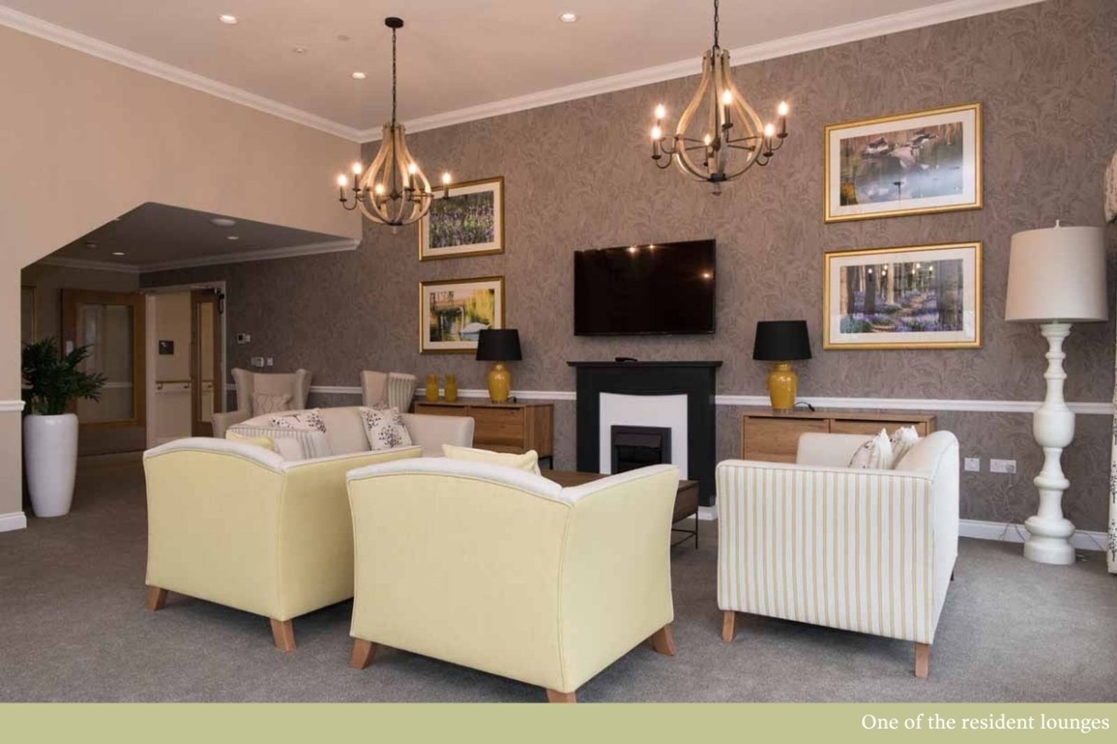 Typical residents lounge at Benson House Care Home in Wallingford Oxfordshire