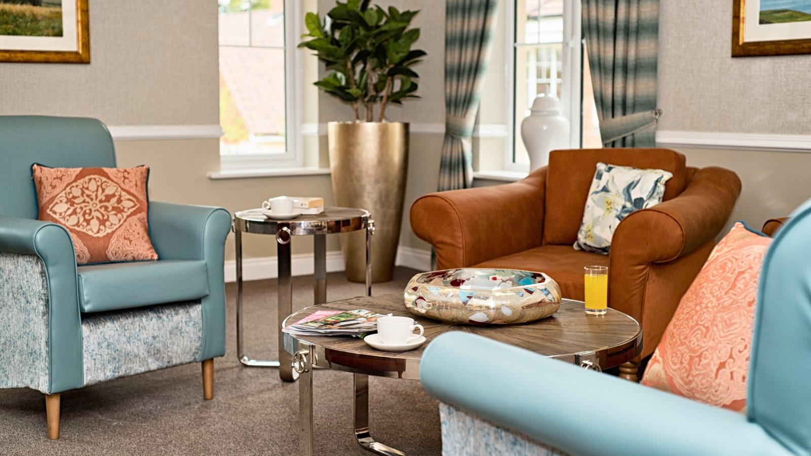 Broadbridge Park Care Home, Horsham, West Sussex Lounge area