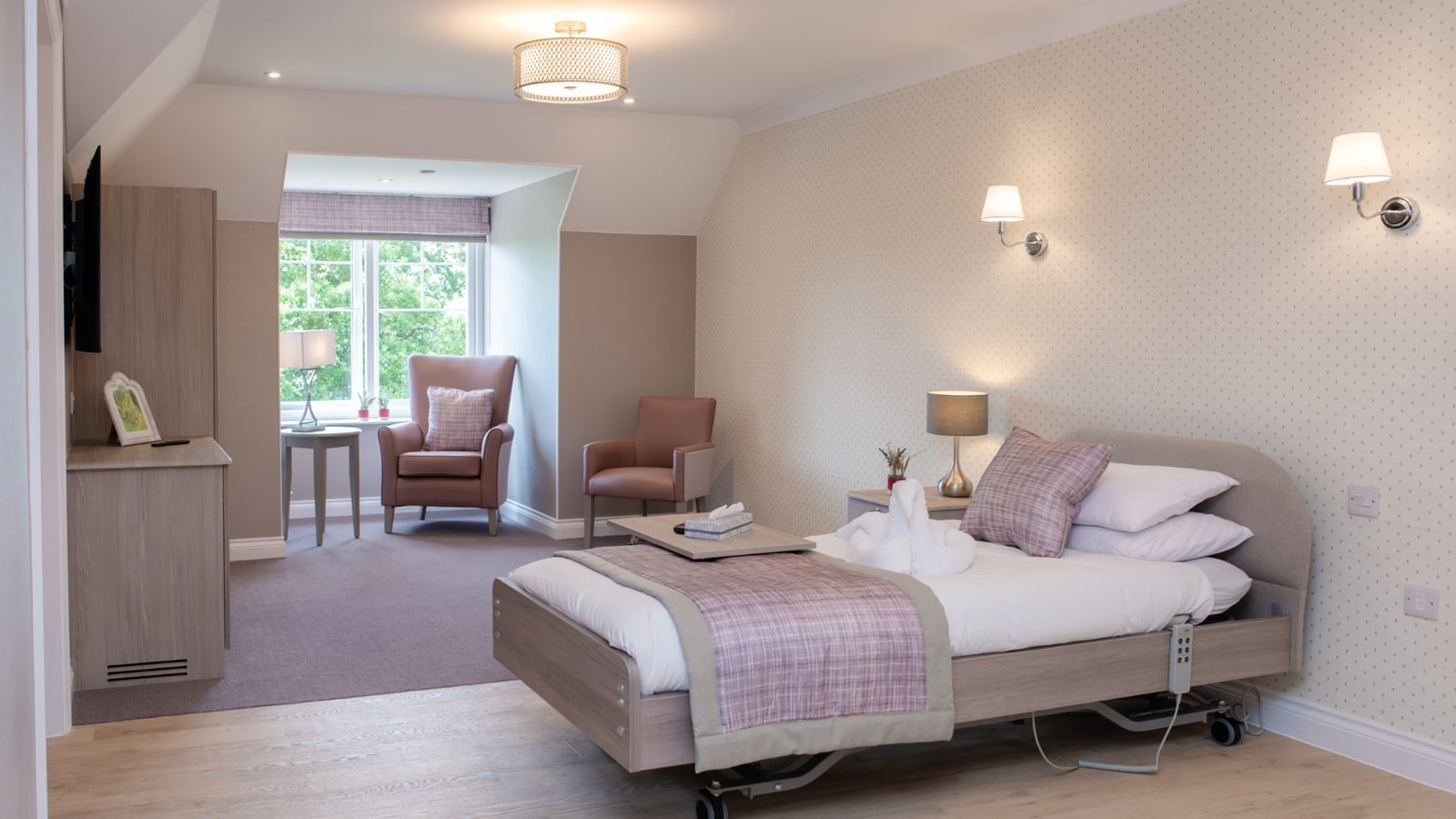 Broadbridge Park Care Home in Horsham, West Sussex new penthouse suite - Resident bedroom