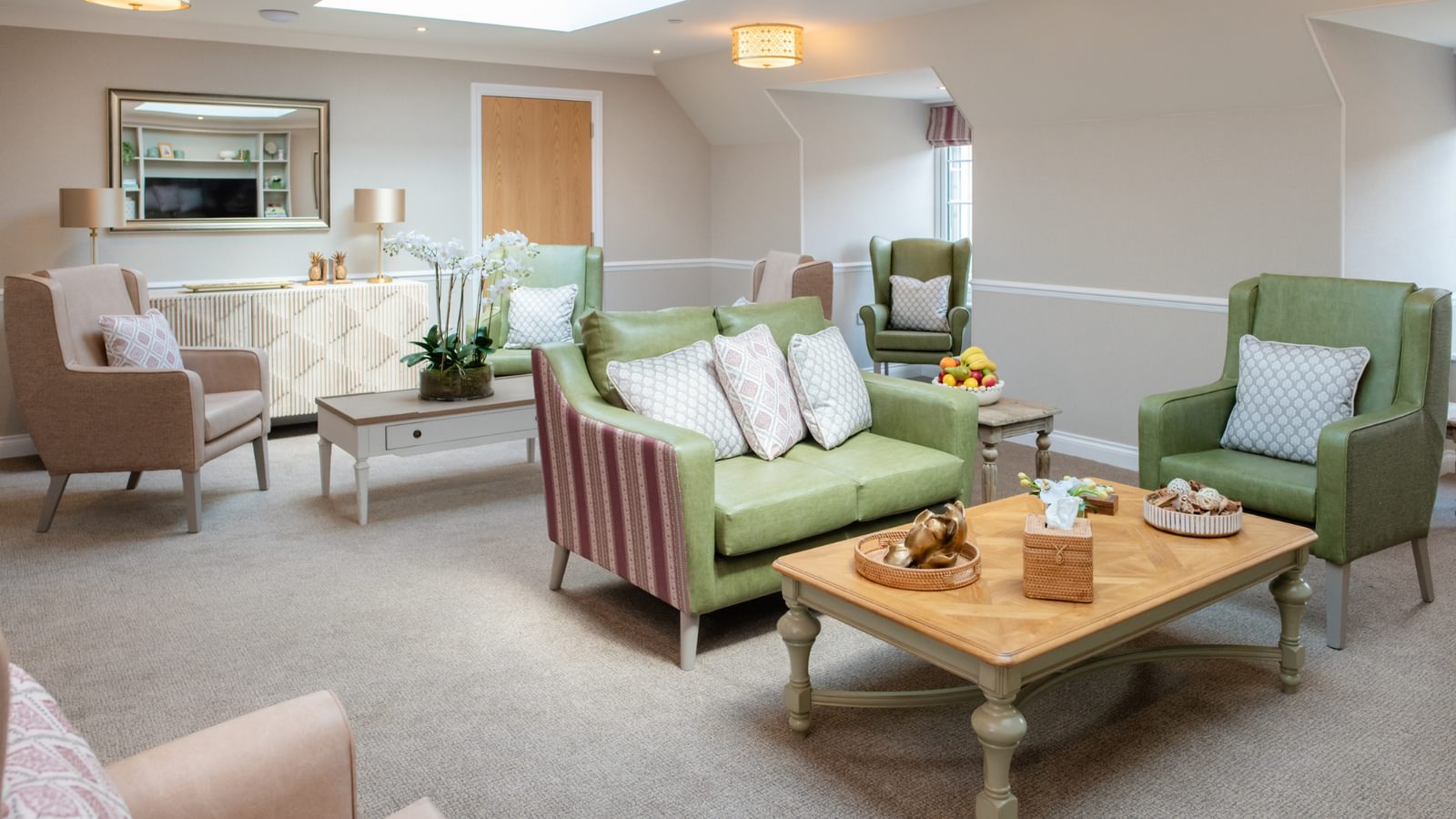 Broadbridge Park Care Home in Horsham, West Sussex new penthouse suite - Resident lounge
