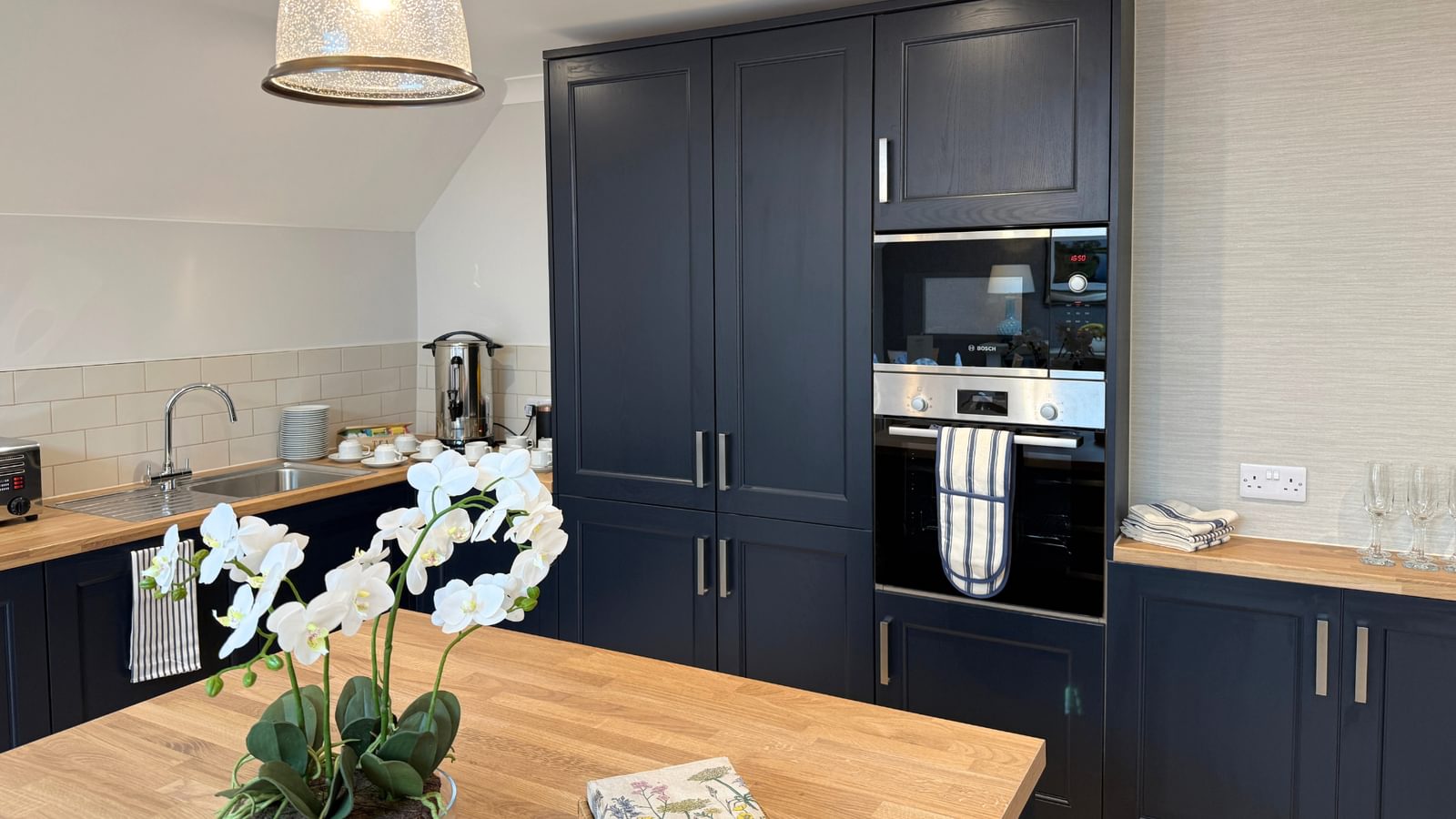 Broadbridge Park Care Home in Horsham, West Sussex new penthouse suite - Resident kitchen area