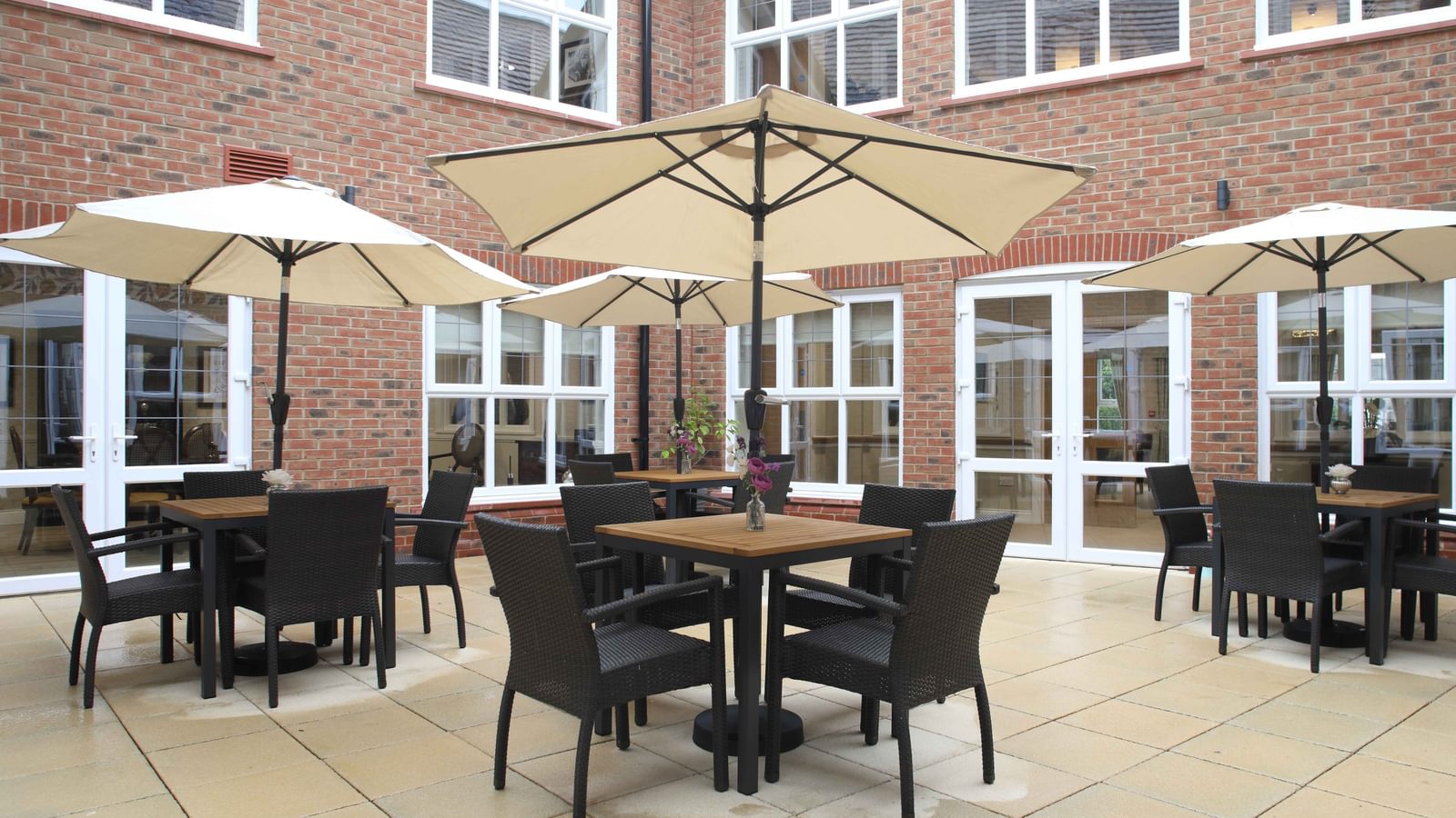 Parris Lawn Care Home residents courtyard