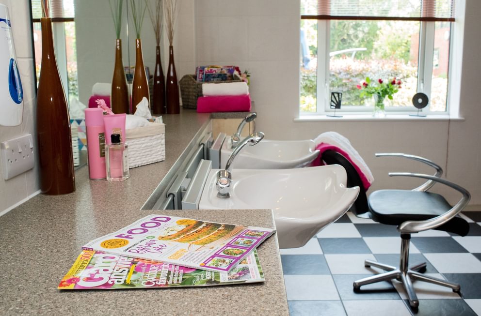 Laverstock care centre salon 1 4928x3246