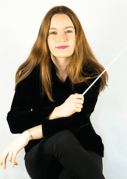 Headshot of conductor Charlotte Politi